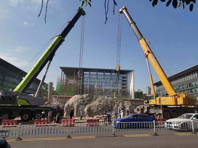 重庆风景石吊装搬运